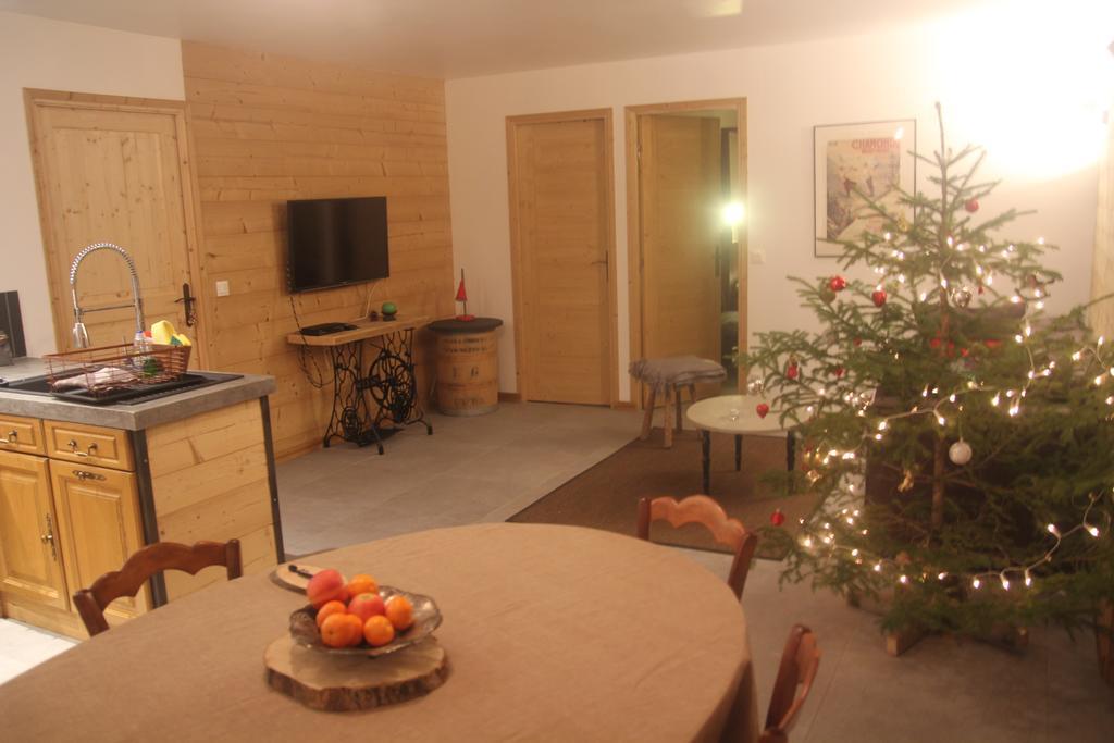 Chalet Eterlou Megevette Luaran gambar
